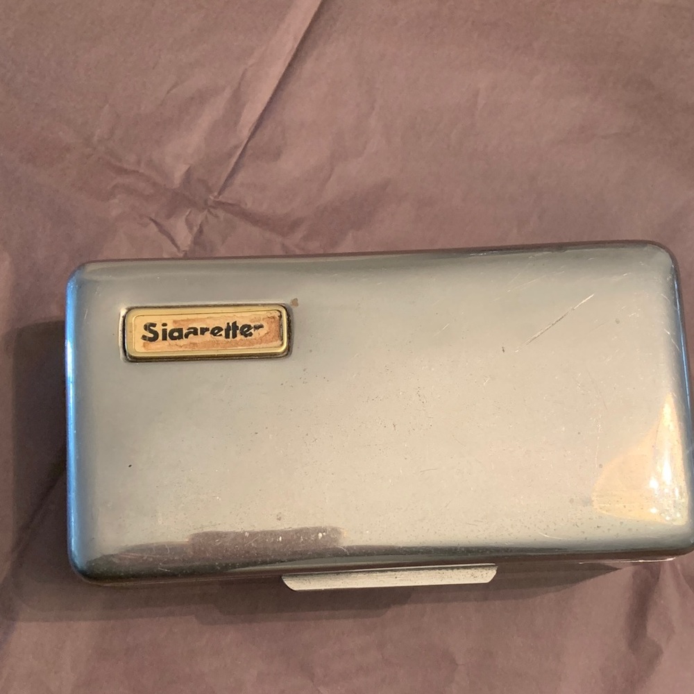 Silver vintage  Cigarette Case